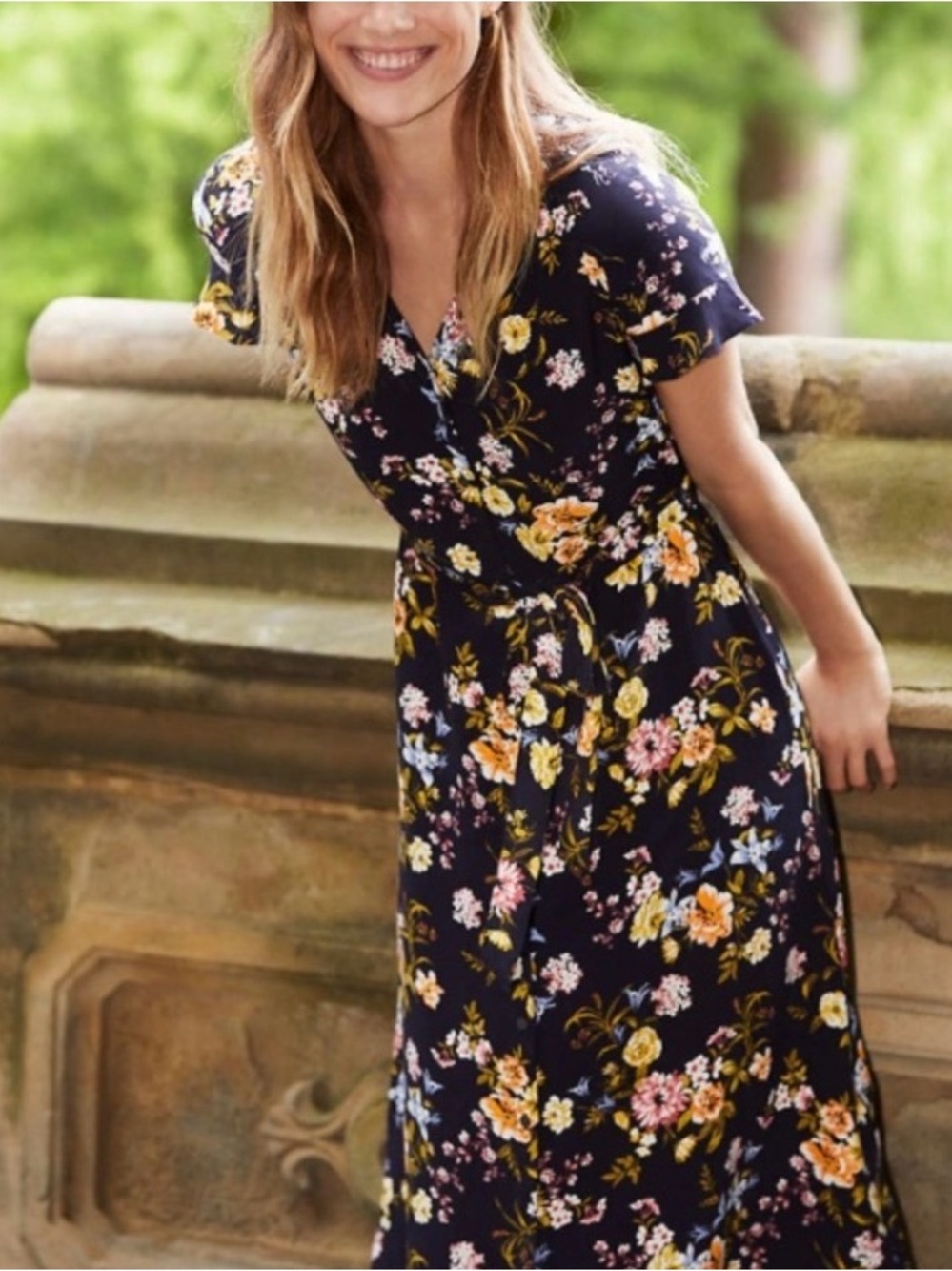 LOFT Floral Garden V-Neck Belted Dress Size 4